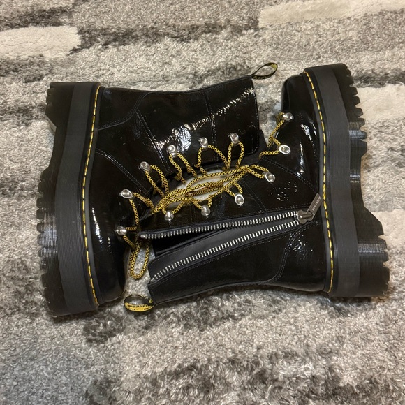 Dr Marten’s Ghilana Max - Picture 5 of 5